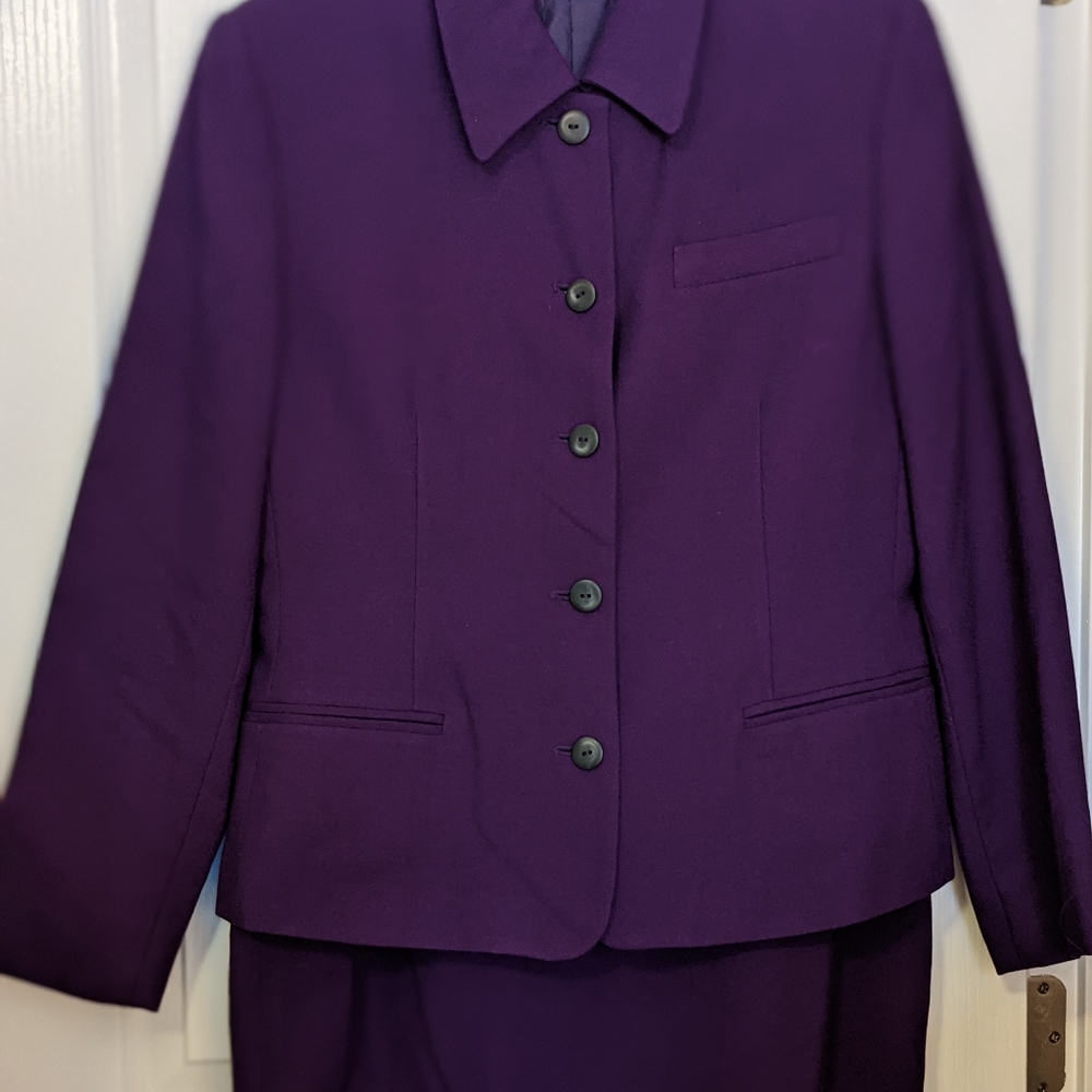 Woman's Purple 3 season jacket/skirt set- size 8P